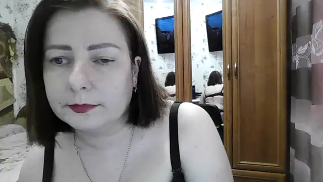 SophieNightAh online show from December 17, 6:34 pm