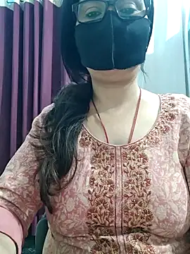 Aishwaryaa 69 online show from June 1, 3:30 am