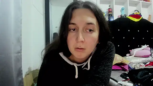 Sweet-Suck69 online show from March 19, 4:28 am