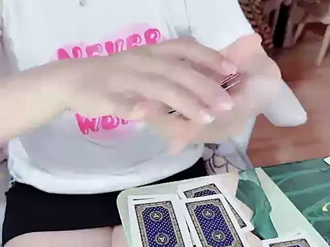 Agnelyn     online show from September 11, 1:55 pm