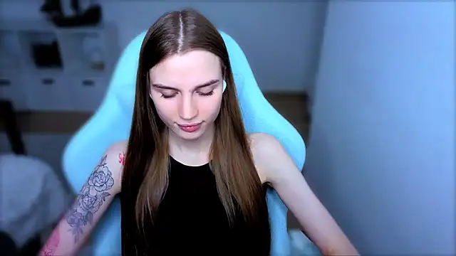 StellaLawless online show from October 4, 8:35 pm