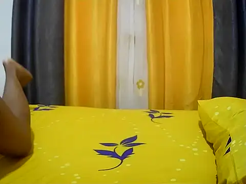 Autumnblack003 online show from April 7, 7:10 am