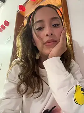 little-Emma online show from September 19, 3:27 am