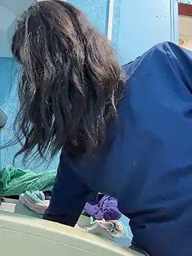 Reinacatchile online show from March 6, 9:21 pm