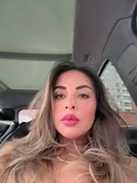 Alirawrz online show from October 27, 1:17 pm