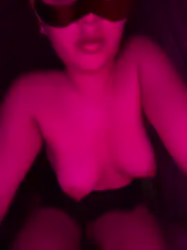 Saraaaaaaxnx online show from March 3, 5:13 am