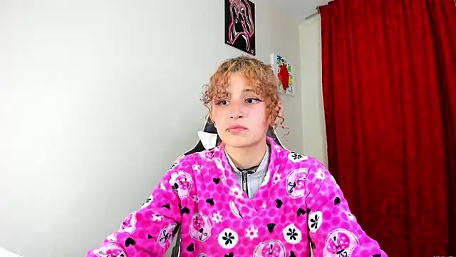 valentina 27 online show from September 9, 2:33 am