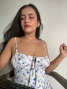 AbbyMillerrr online show from May 28, 7:56 pm