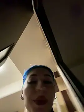 AriaVoss online show from March 27, 9:37 pm