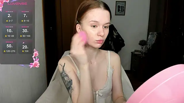 EmilySoul online show from February 19, 1:54 pm