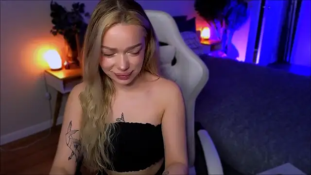 Lily Yin online show from April 21, 5:58 am