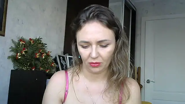 AngelinaLove28 online show from January 13, 8:51 am