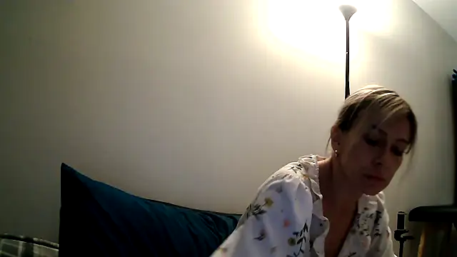 anechka1 online show from October 26, 1:01 am