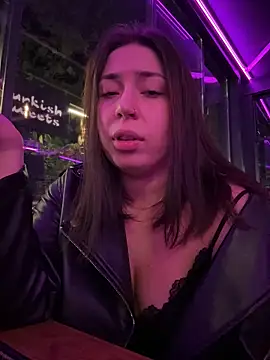 KimArts online show from October 24, 8:05 pm