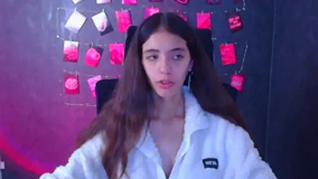 Aishell  online show from October 25, 11:40 am