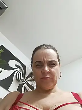 hugebobbs online show from April 13, 12:06 pm