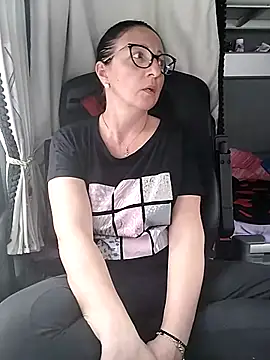 cuplubijoanna online show from March 27, 11:00 am