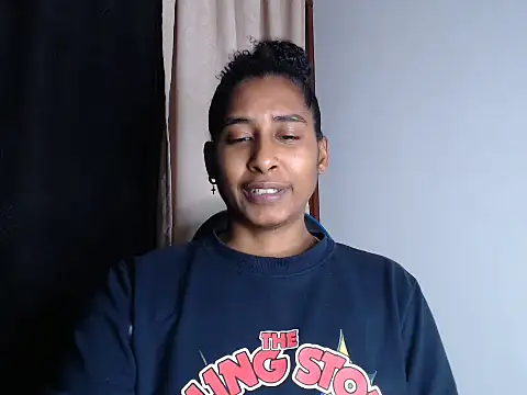 yohatinelly07 online show from June 4, 7:46 am