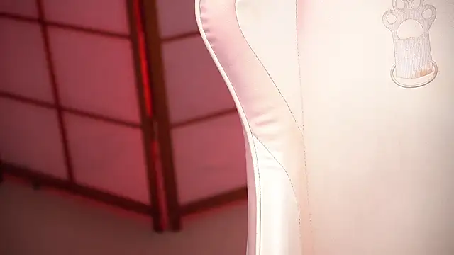 its lola24 online show from November 20, 9:49 pm