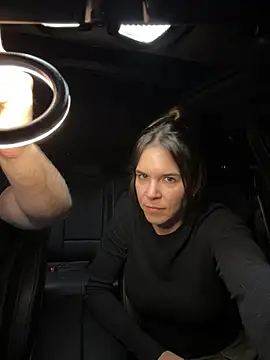 JuicyFruits93 online show from March 6, 6:14 pm