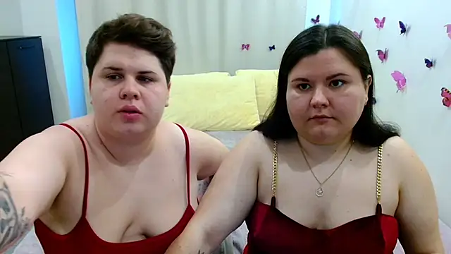 BeckyAndHellen online show from September 16, 9:06 am