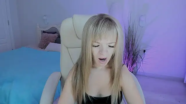 Eva Rosec online show from September 23, 11:08 am