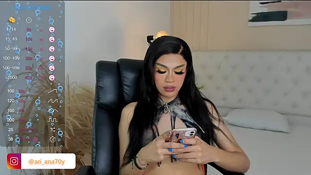 LOISE-XX online show from February 5, 7:55 am