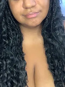 SweetLizzyBBW online show from May 5, 6:00 pm