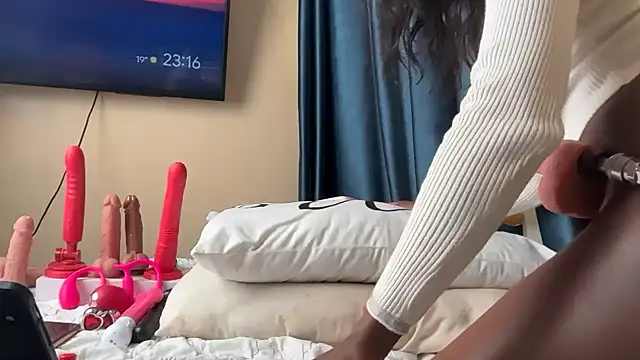 SexyAudreyFuck online show from May 4, 6:17 am