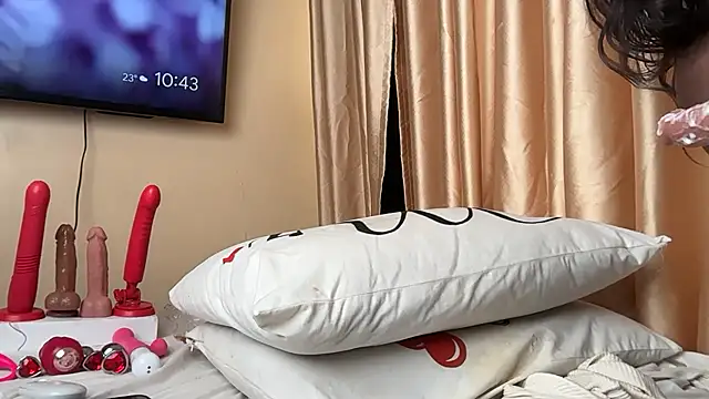 SexyAudreyFuck online show from February 7, 7:45 am