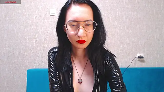 Xxx goddes xxX online show from October 1, 2:55 pm