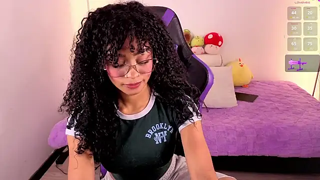 Heily Fox online show from March 19, 2:05 am