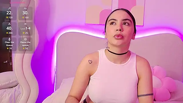 innocentlady  online show from October 1, 1:38 pm