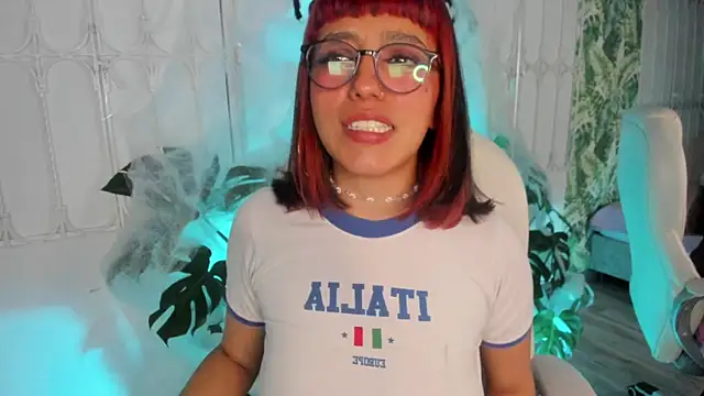 cute hollywood online show from October 20, 8:56 pm