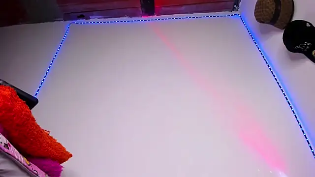 amgeline online show from November 9, 8:05 pm