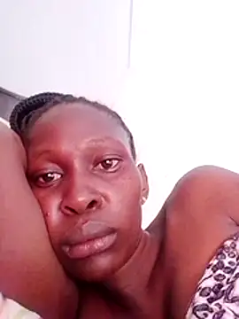 LOVELY-2BERRY online show from March 6, 5:57 am