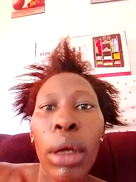 LOVELY-2BERRY online show from April 10, 9:15 am