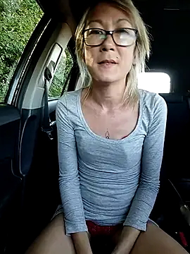 Timide girl2 online show from October 6, 2:23 pm