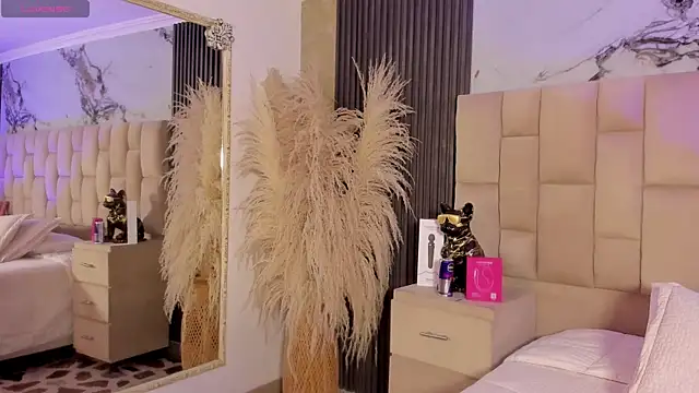 CandyMeyerss  online show from July 20, 5:21 am