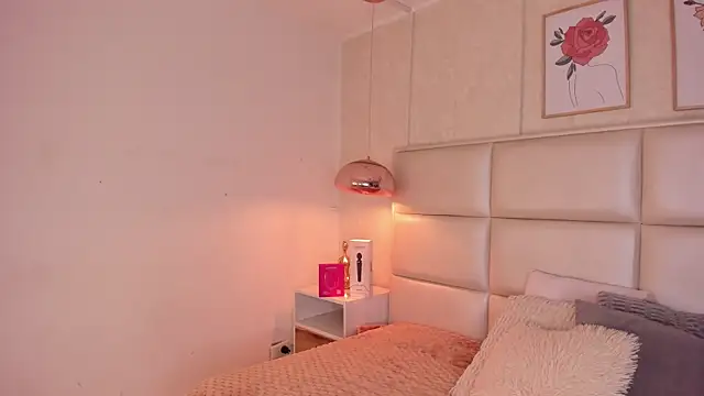 Aily Yozuko online show from March 4, 2:40 am