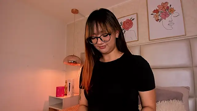 Aily Yozuko online show from September 25, 2:43 am