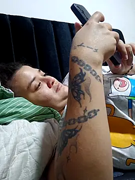 Liancy online show from December 18, 4:45 pm