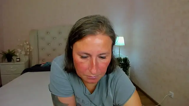 HotLiss online show from September 26, 6:33 am