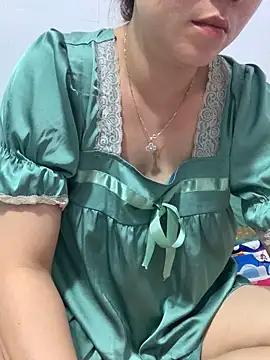 Baby-bigtits online show from October 2, 1:27 pm