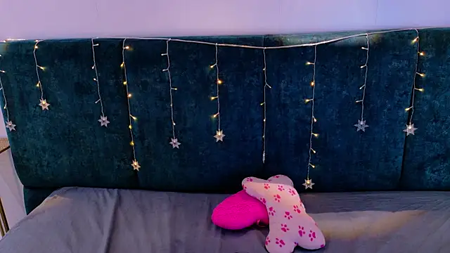 AgathaLynx online show from December 19, 10:51 am