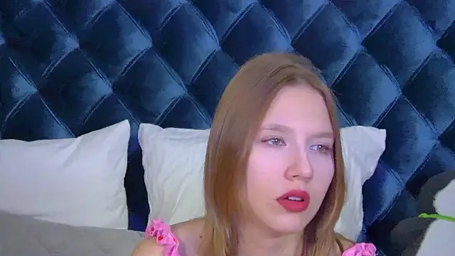 LiliLinn online show from March 2, 5:30 am