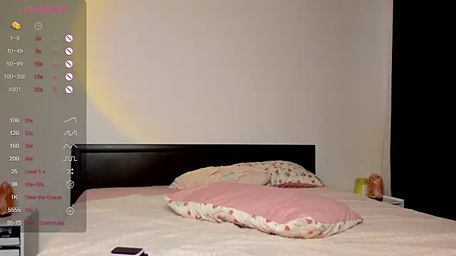 elliemintlover online show from December 22, 10:40 am