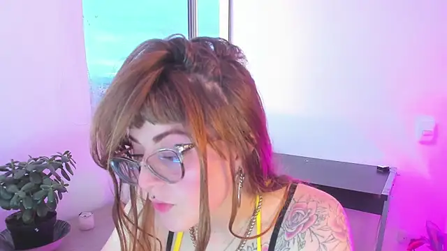 tekila   online show from April 11, 11:08 pm