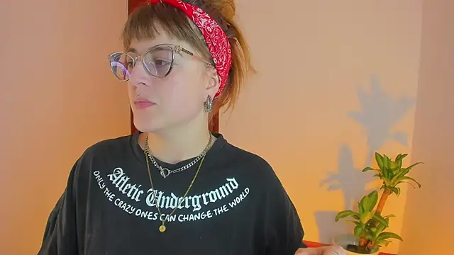 tekila   online show from February 14, 12:01 am