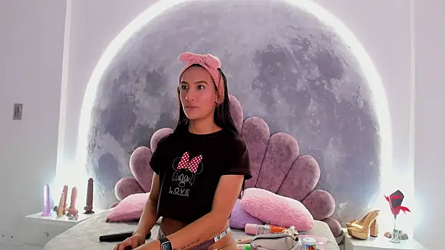 Valeria Fitness online show from February 18, 7:57 pm